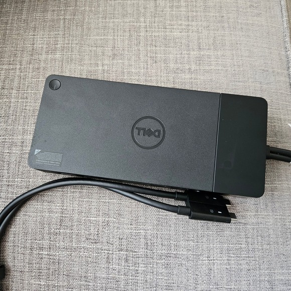 Dell WD19DCS Docking Station 180W Thunderbolt - NO PWR ADAPTOR - Picture 1 of 5